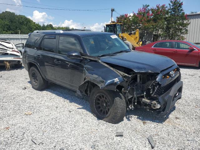 JTEZU5JR3F5099863 - 2015 TOYOTA 4RUNNER SR5 黑色 照片 4