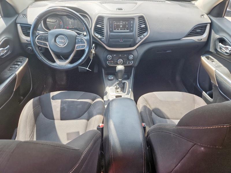 1C4PJMCB0HW591391 - 2017 JEEP CHEROKEE LATITUDE BLACK photo 8