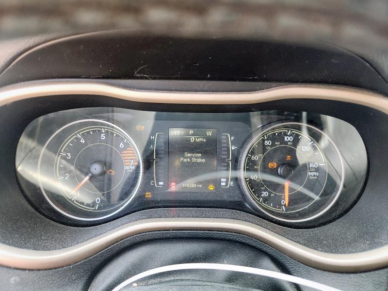 1C4PJMCB0HW591391 - 2017 JEEP CHEROKEE LATITUDE BLACK photo 9