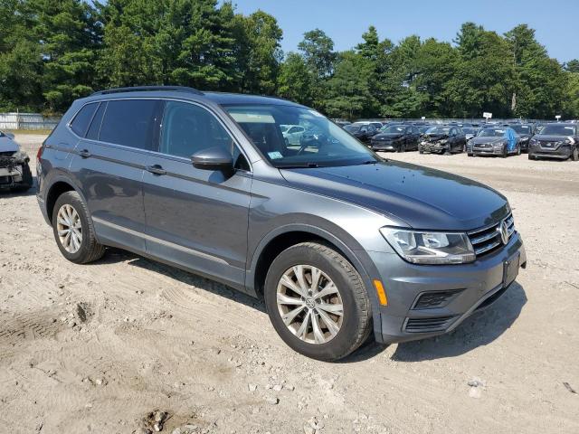 3VV2B7AX0JM113714 - 2018 VOLKSWAGEN TIGUAN SE ნაცრისფერი ფოტო 4