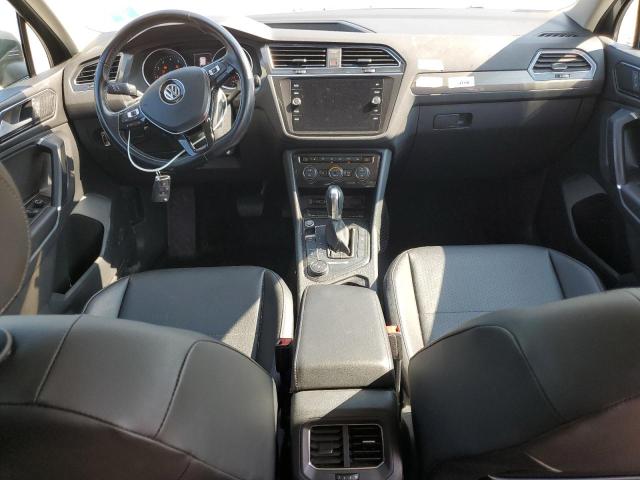 3VV2B7AX0JM113714 - 2018 VOLKSWAGEN TIGUAN SE ნაცრისფერი ფოტო 8