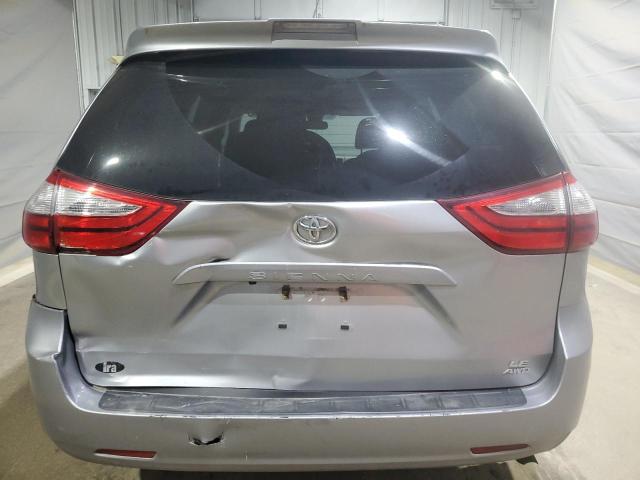 5TDJZ3DC6JS191857 - 2018 TOYOTA SIENNA LE SILVER photo 6