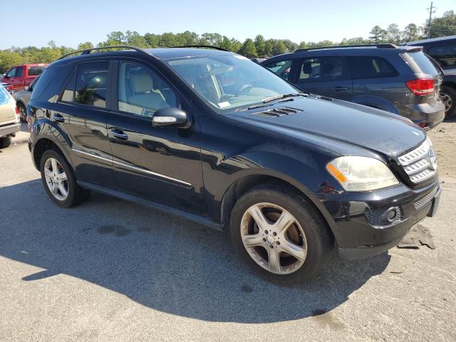 4JGBB22E68A377568 - 2008 MERCEDES-BENZ ML 320 CDI BLACK photo 4