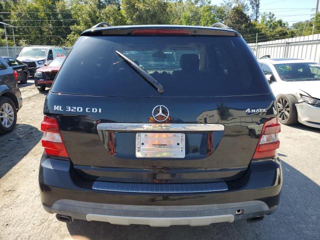 4JGBB22E68A377568 - 2008 MERCEDES-BENZ ML 320 CDI BLACK photo 6