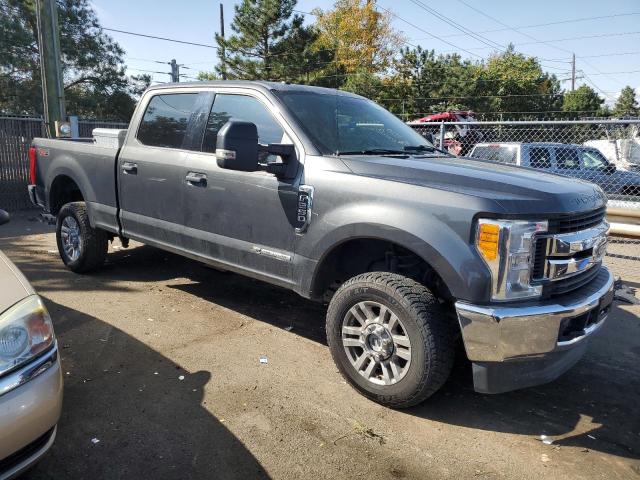 1FT7W2BT8HED43492 - 2017 FORD F250 SUPER DUTY GRAY photo 4