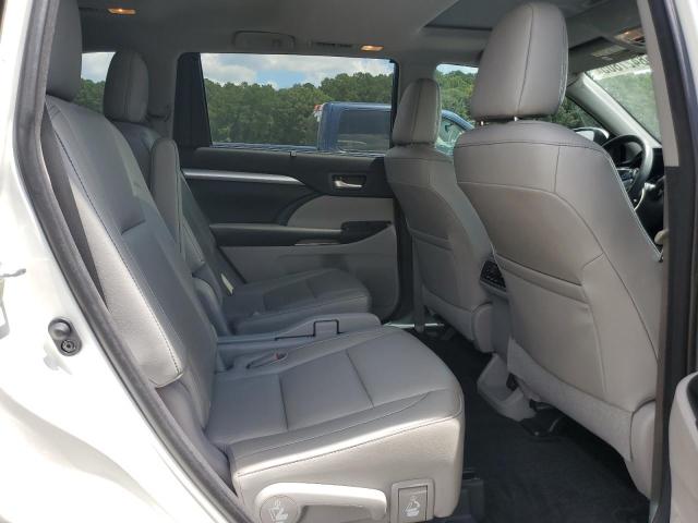 5TDKKRFH7GS153969 - 2016 TOYOTA HIGHLANDER XLE Beyaz fotoğraf 11