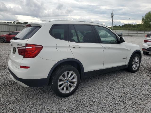 5UXWZ7C30H0V91844 - 2017 BMW X3 SDRIVE28I WHITE photo 3