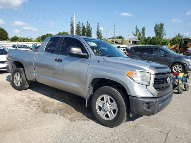 5TFRU5F14EX030805 - 2014 TOYOTA TUNDRA DOUBLE CAB SR/SR5 SILVER photo 4