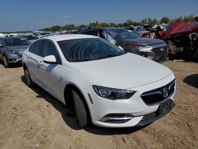 W04GL6SX6J1108910 - 2018 BUICK REGAL PREFERRED WHITE photo 4