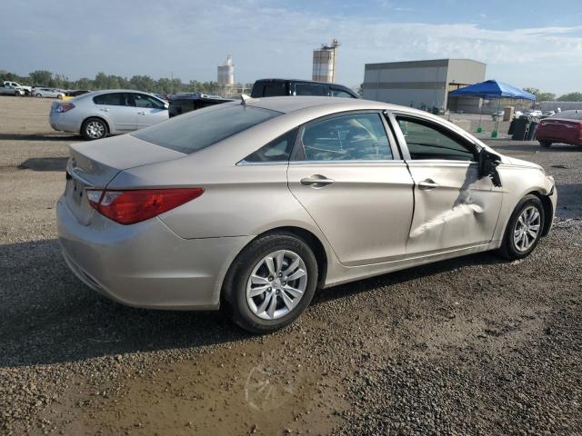 5NPEB4AC0BH226156 - 2011 HYUNDAI SONATA GLS GOLD photo 3