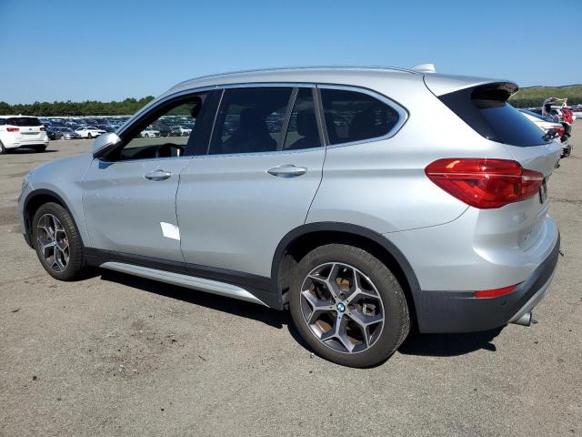 WBXHT3C5XK5L90942 - 2019 BMW X1 XDRIVE28I SILVER photo 2