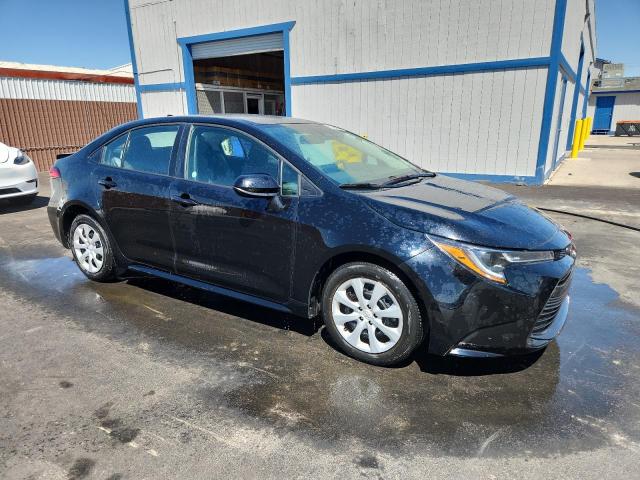 5YFB4MDE9RP148578 - 2024 TOYOTA COROLLA LE Siyah fotoğraf 4