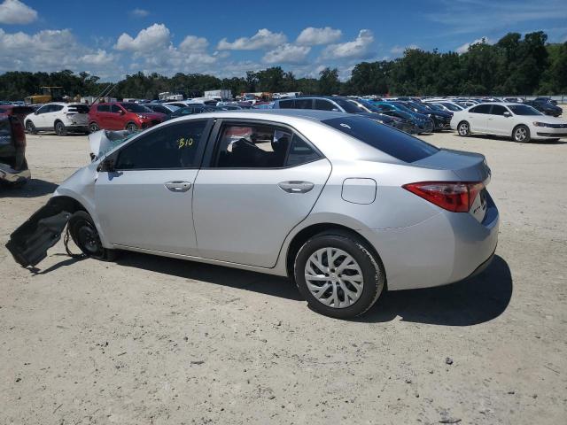 2T1BURHEXJC045486 - 2018 TOYOTA COROLLA L Gümüş foto 2