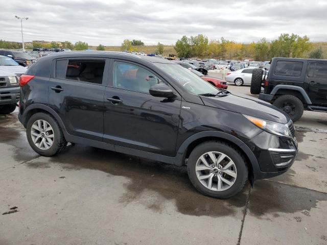 KNDPBCAC6G7815999 - 2016 KIA SPORTAGE LX BLACK photo 4