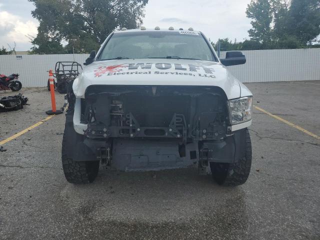 3C6UR5HJ7HG658141 - 2017 RAM 2500 ST 白色 照片 5