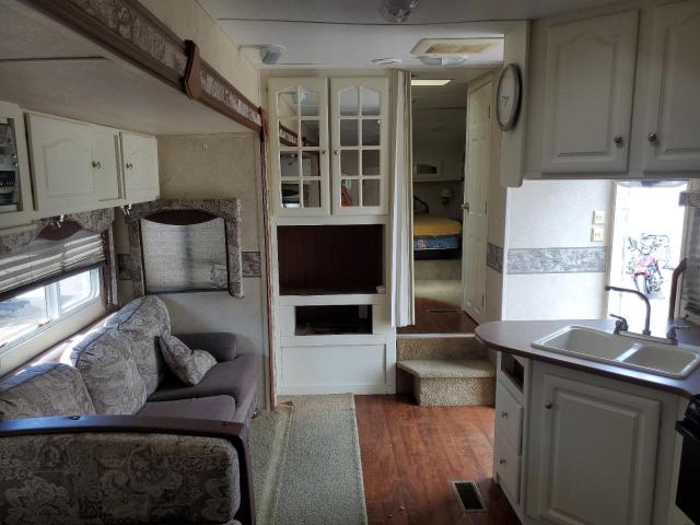 4YDF29F245G914975 - 2005 KEYSTONE OUTBACK WHITE photo 5