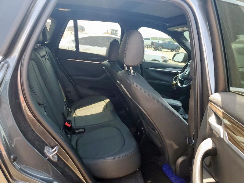 WBXHT3C39GP889709 - 2016 BMW X1 XDRIVE28I GRAY photo 10