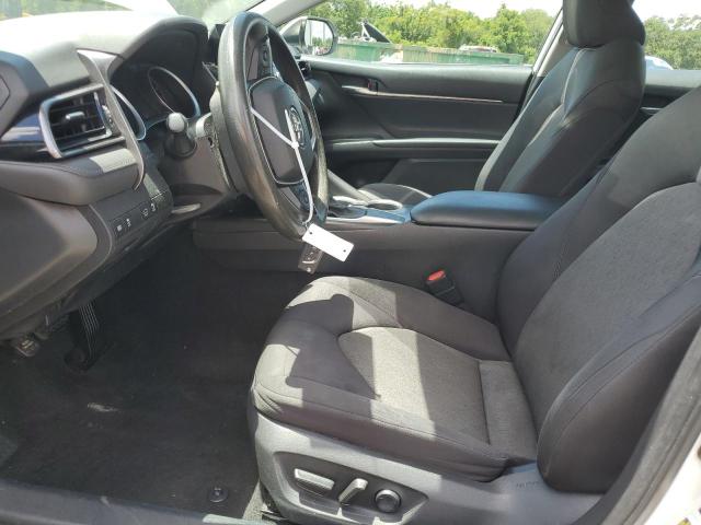 4T1C11AK4MU576068 - 2021 TOYOTA CAMRY LE WHITE photo 7