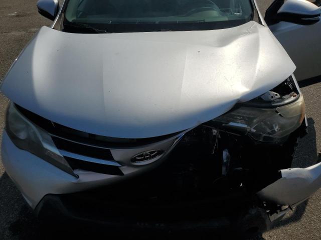 2T3WFREVXDW045644 - 2013 TOYOTA RAV4 XLE 银色 照片 12