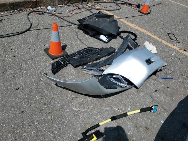 JTNBK46K473020551 - 2007 TOYOTA CAMRY LE Gümüş foto 12