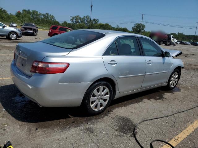 JTNBK46K473020551 - 2007 TOYOTA CAMRY LE Gümüş foto 3