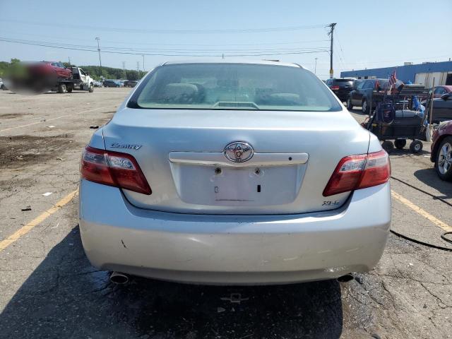 JTNBK46K473020551 - 2007 TOYOTA CAMRY LE Gümüş foto 6