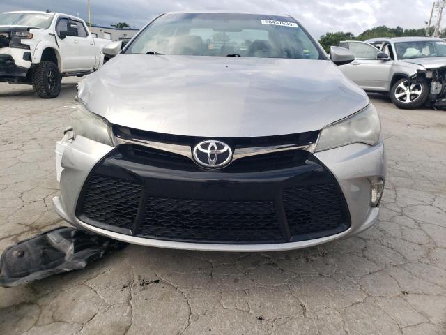 4T1BF1FK1HU389852 - 2017 TOYOTA CAMRY LE SILVER photo 5