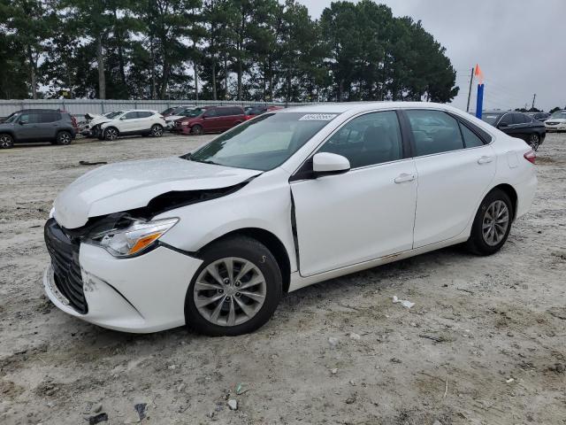 2015 TOYOTA CAMRY LE, null