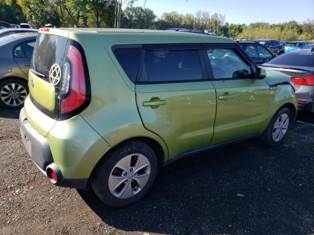 KNDJN2A21F7762917 - 2015 KIA SOUL GREEN photo 3