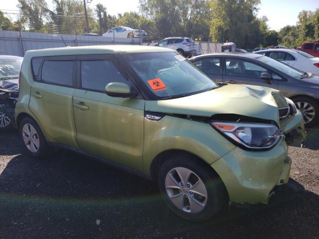 KNDJN2A21F7762917 - 2015 KIA SOUL GREEN photo 4