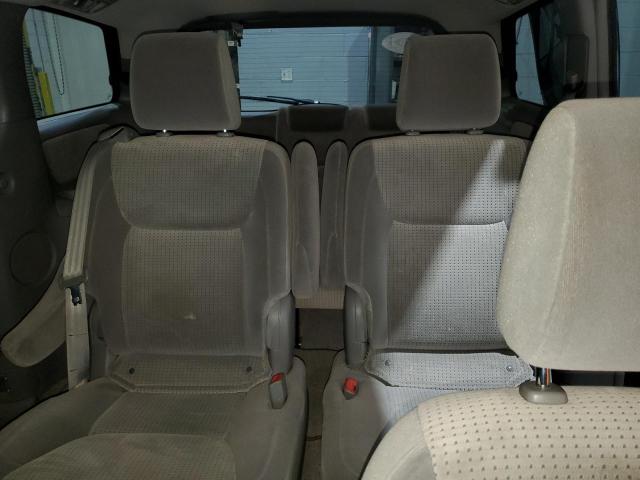 5TDBK23CX9S027351 - 2009 TOYOTA SIENNA LE GREEN photo 10