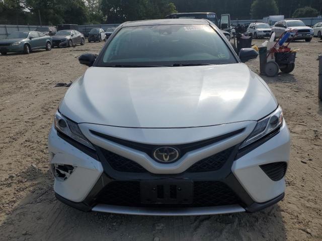 4T1K61BKXLU016839 - 2020 TOYOTA CAMRY XSE WHITE photo 5