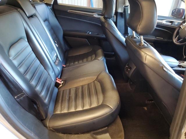 3FA6P0H90JR245462 - 2018 FORD FUSION SE SILVER photo 10