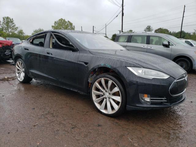 5YJSA1DP5DFP15687 - 2013 TESLA MODEL S Սև լուսանկար 4