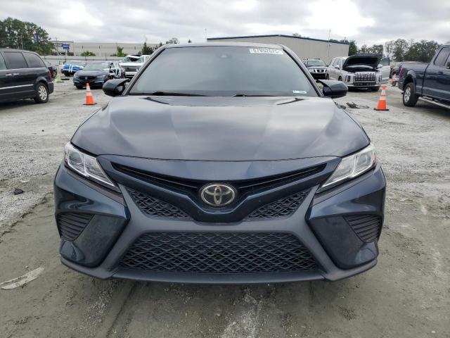 4T1G11AK5LU890988 - 2020 TOYOTA CAMRY SE BLACK photo 5