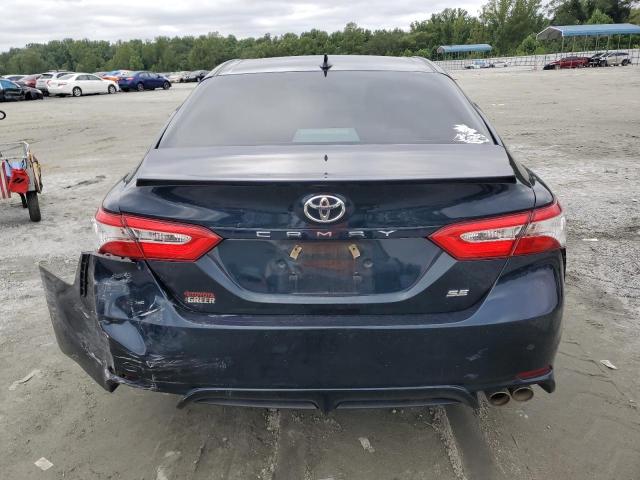 4T1G11AK5LU890988 - 2020 TOYOTA CAMRY SE BLACK photo 7