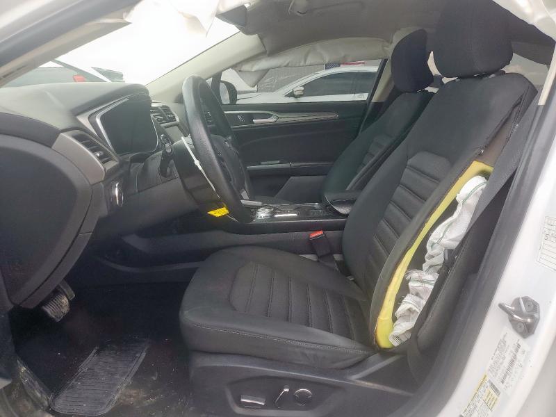 3FA6P0LU0KR225287 - 2019 FORD FUSION SE 白色 照片 7