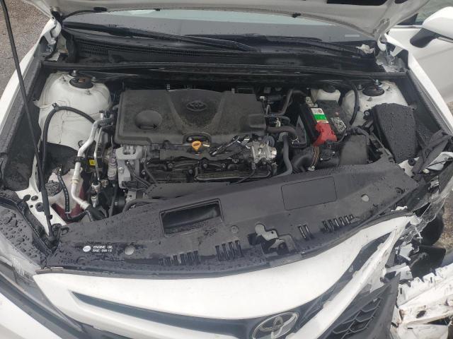 4T1T11BK9MU029747 - 2021 TOYOTA CAMRY SE WHITE photo 11
