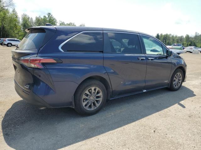 5TDGRKEC8MS058721 - 2021 TOYOTA SIENNA LE BLUE photo 3