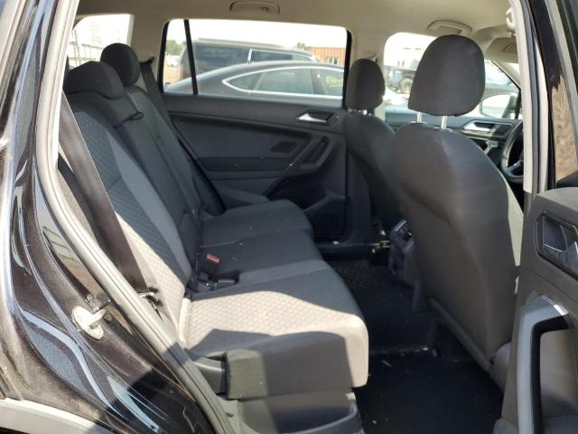 3VV0B7AX0JM017394 - 2018 VOLKSWAGEN TIGUAN S 黑色 照片 10