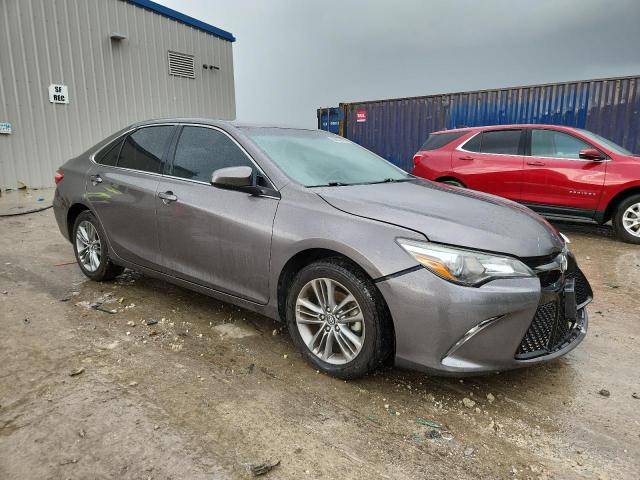 4T1BF1FKXHU351357 - 2017 TOYOTA CAMRY LE GRAY photo 4