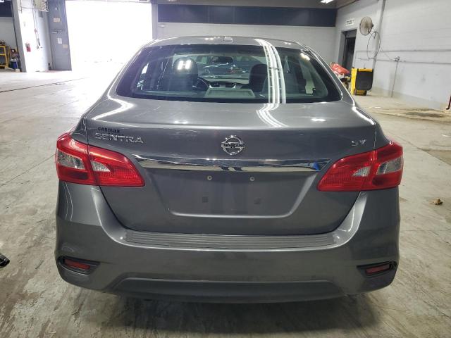 3N1AB7AP7HL723350 - 2017 NISSAN SENTRA S 灰色 照片 6