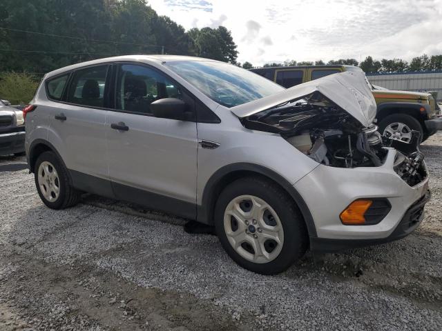 1FMCU0F72KUC21385 - 2019 FORD ESCAPE S Արծաթագույն լուսանկար 4