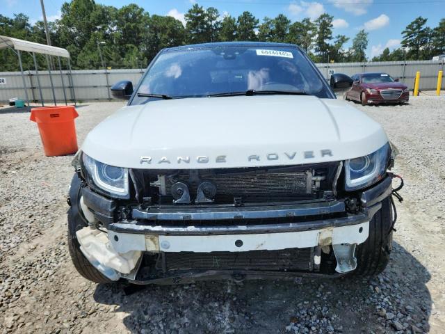 SALVP2RXXJH323948 - 2018 LAND ROVER RANGE ROVE SE WHITE photo 5
