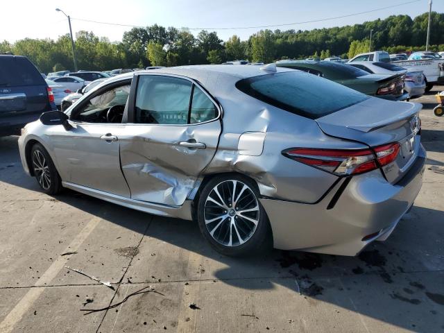 4T1B11HKXKU841817 - 2019 TOYOTA CAMRY L SILVER photo 2