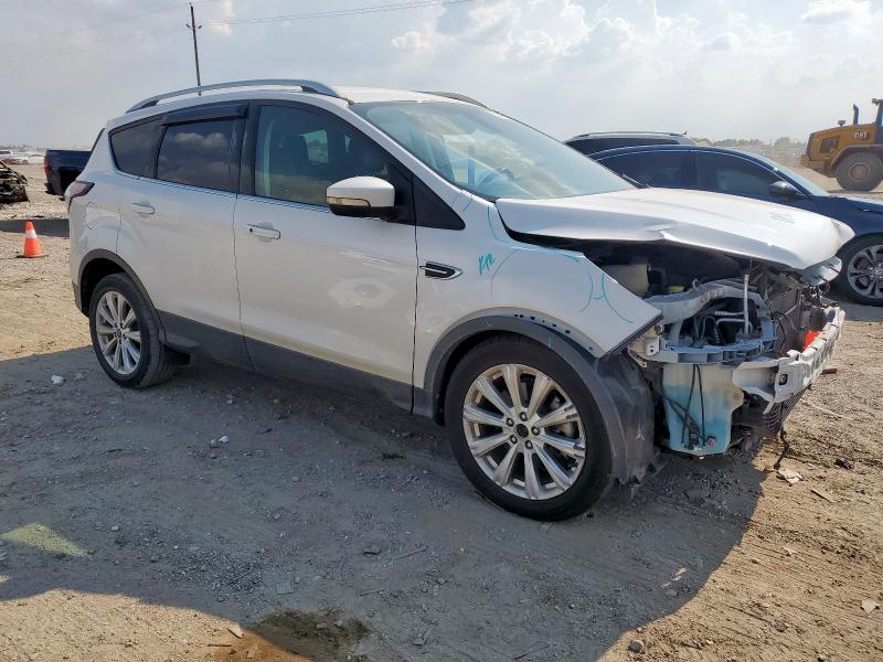 1FMCU0J9XHUD11935 - 2017 FORD ESCAPE TITANIUM WHITE photo 4