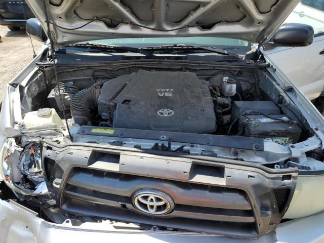 3TMJU4GN5AM094702 - 2010 TOYOTA TACOMA DOUBLE CAB PRERUNNER SILVER photo 11