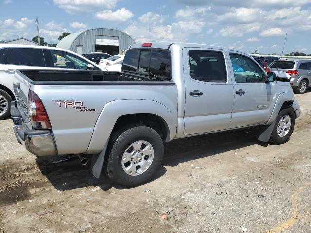 3TMJU4GN5AM094702 - 2010 TOYOTA TACOMA DOUBLE CAB PRERUNNER SILVER photo 3
