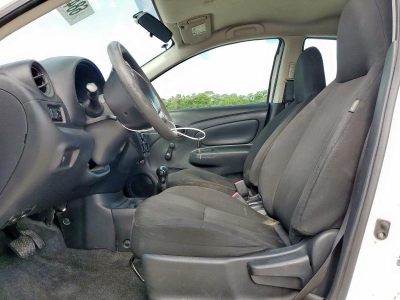 3N1CN7AP5GL848474 - 2016 NISSAN VERSA S WHITE photo 7