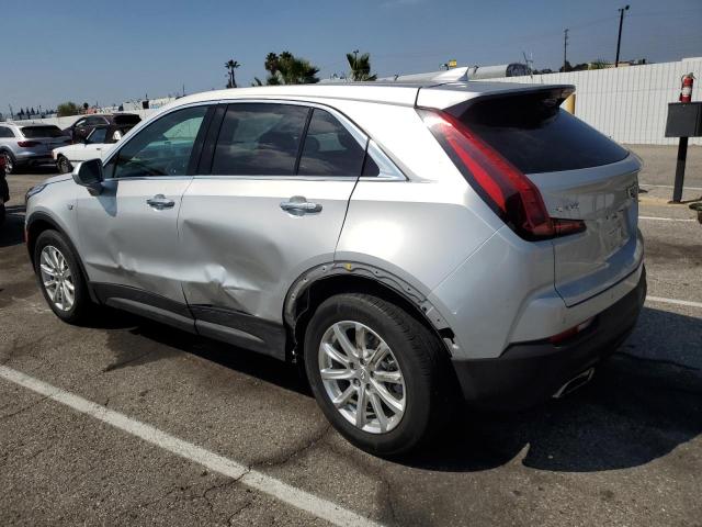 1GYAZAR46MF003049 - 2021 CADILLAC XT4 LUXURY SILVER photo 2